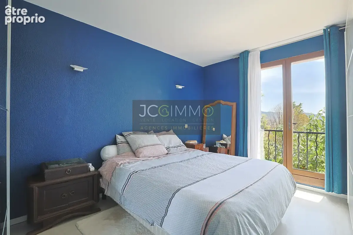 Villa T8 190m2 hab + Dépendance + Piscine + Vue dominante - photo 9