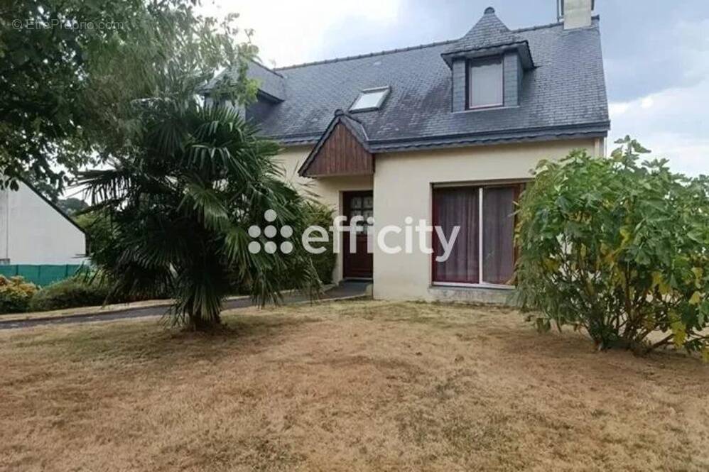 Maison à VAL-D'IZE