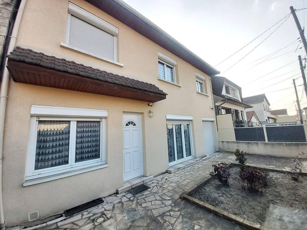 Maison à SEVRAN