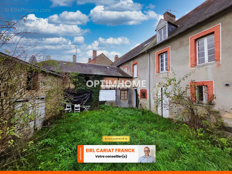 Maison à LE GRAND-BOURG