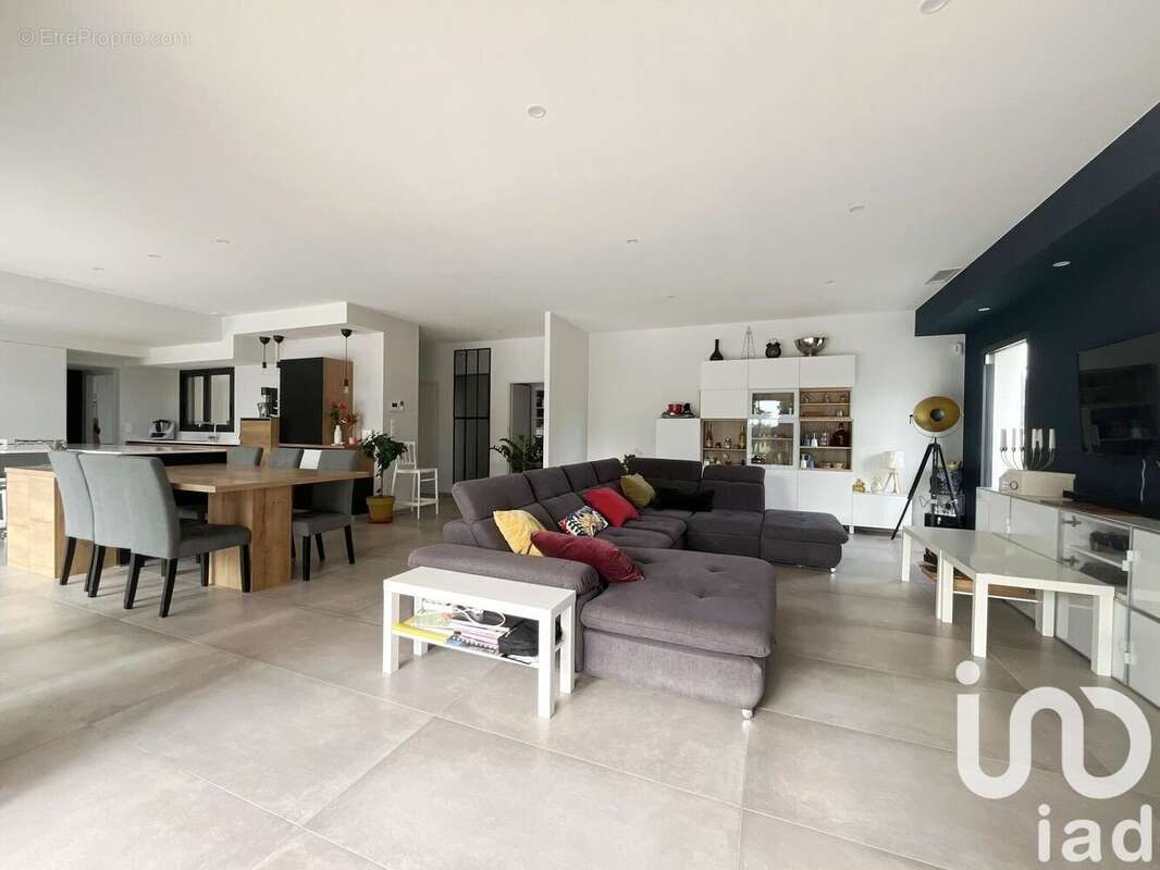 Photo 2 - Maison à SALLELES-D&#039;AUDE