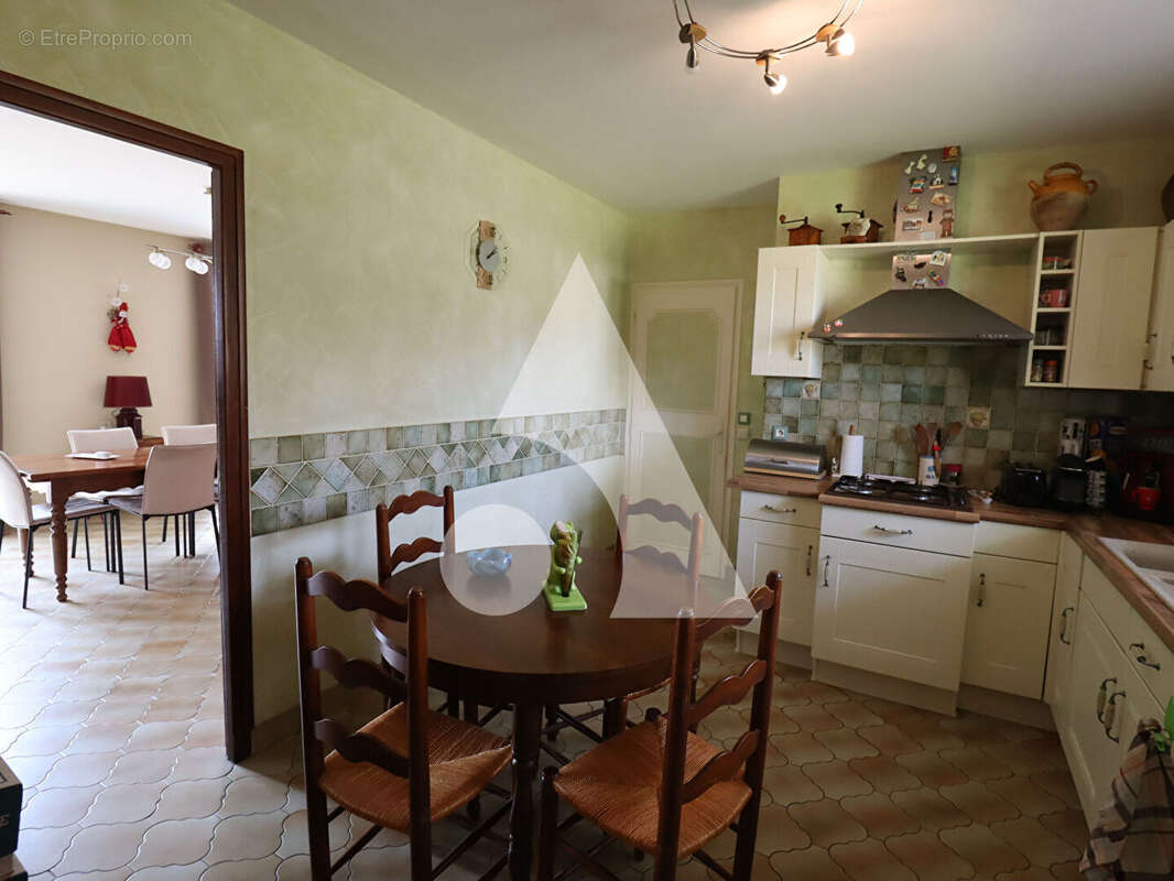 Maison La Tremblade 3 chambres 153 m2 - photo 4
