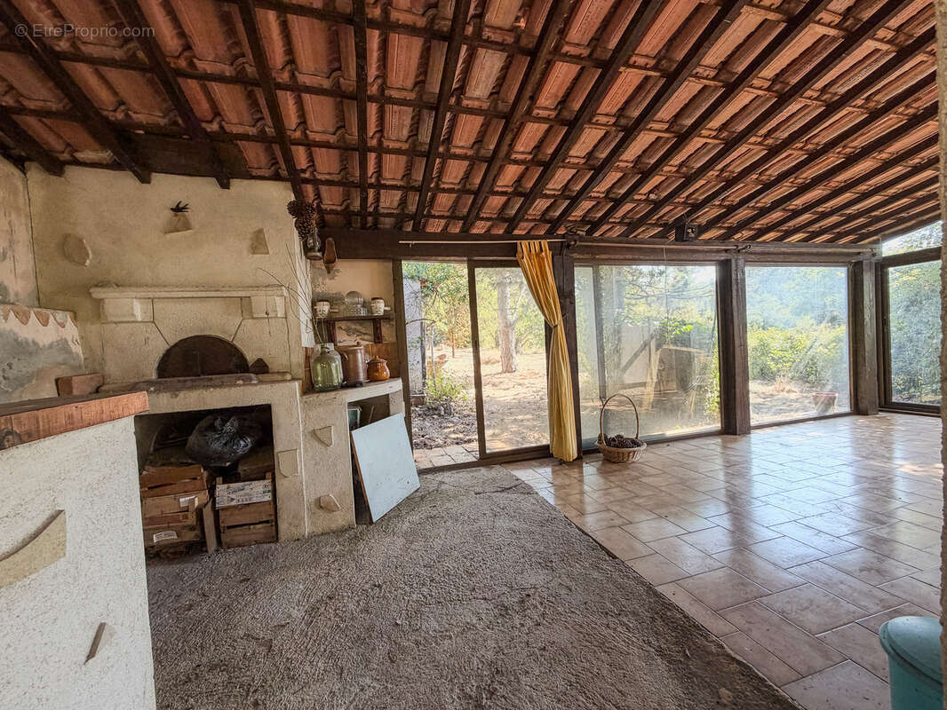 Maison T4 de 70 m2 avec terrain de 1 117 m2 - photo 17