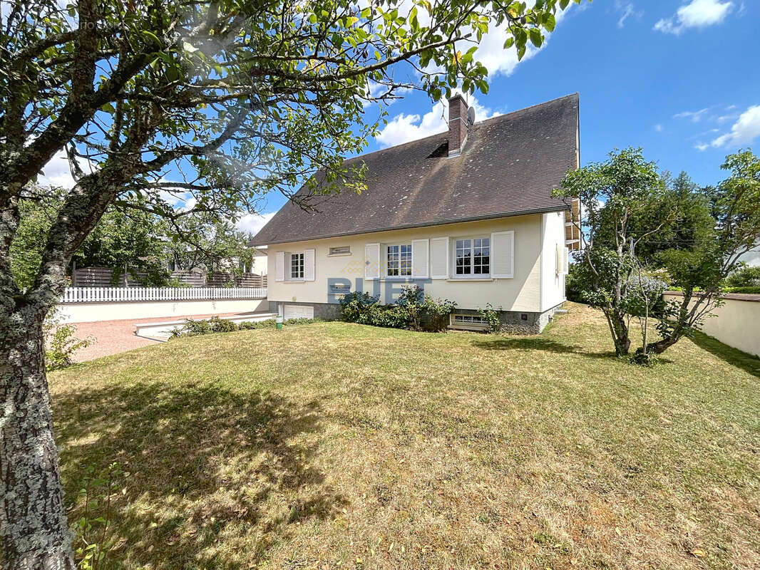 Maison à FENAY