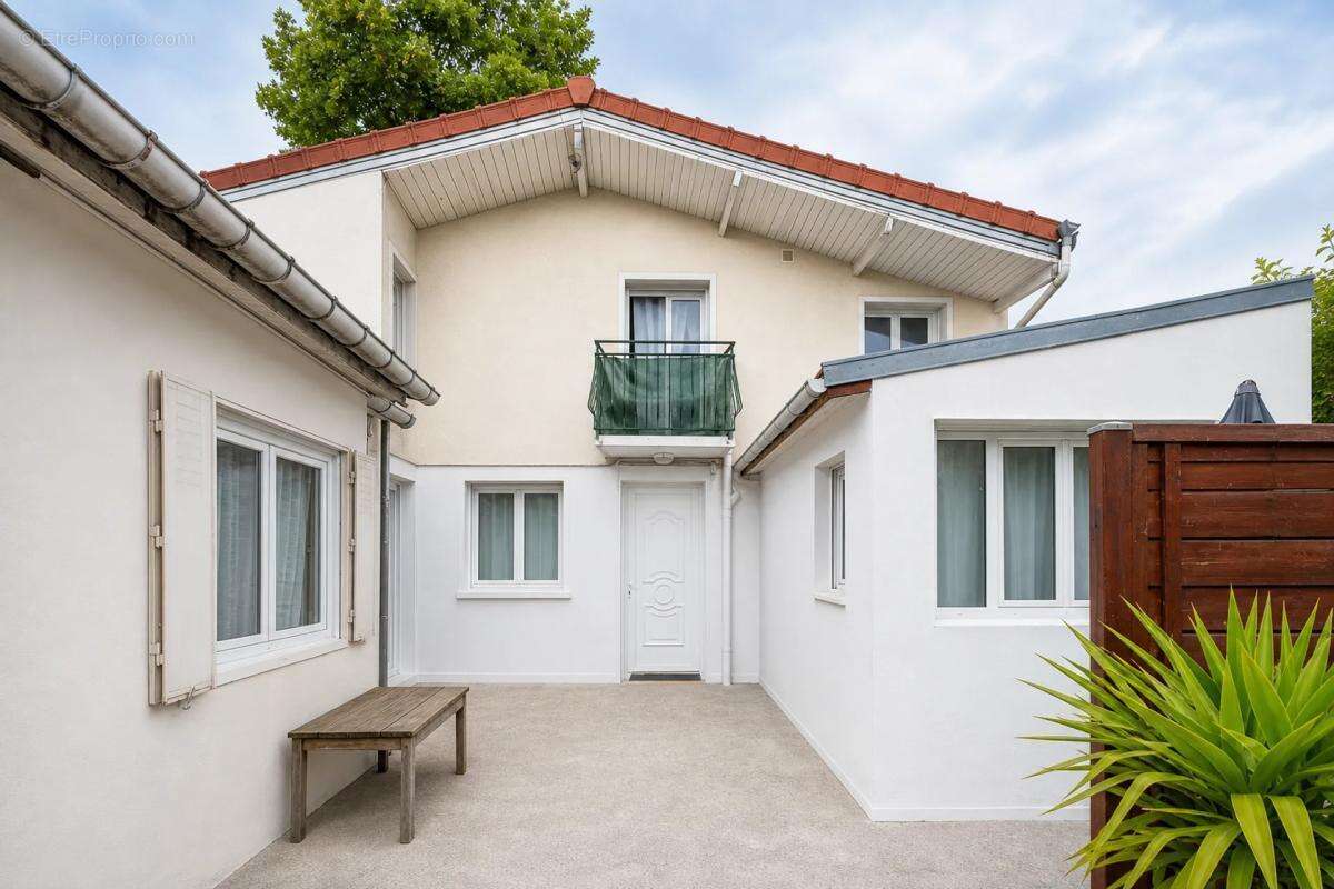 Maison à DRANCY