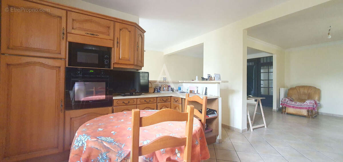 Maison à LES MUREAUX