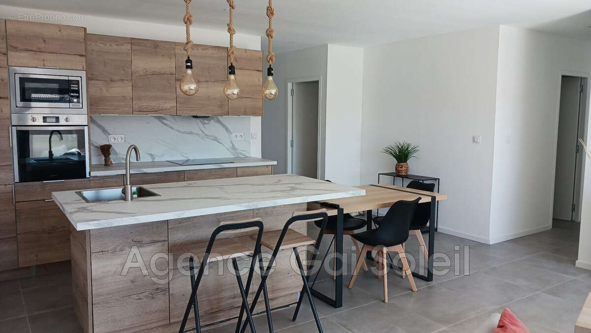 Maison à NISSAN-LEZ-ENSERUNE