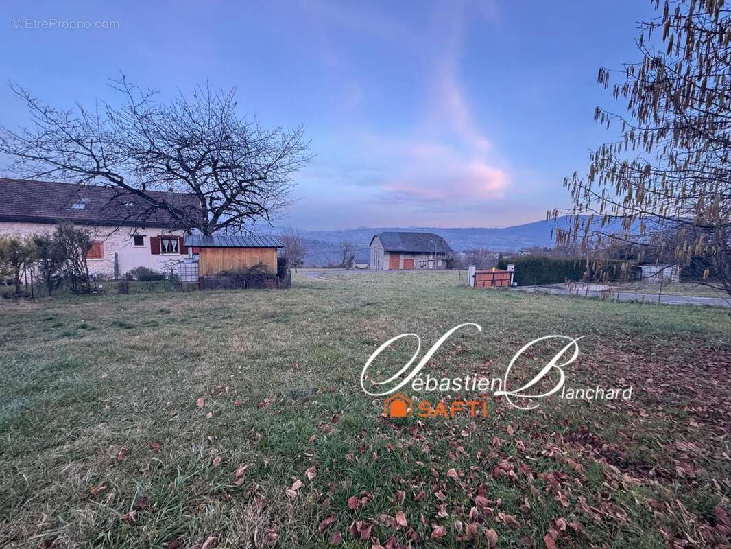 Terrain 915 m² à Corbonod  - photo 4