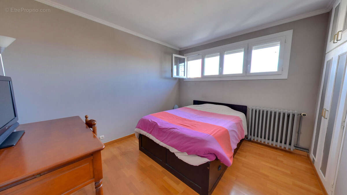 Maison à ROISSY-EN-BRIE