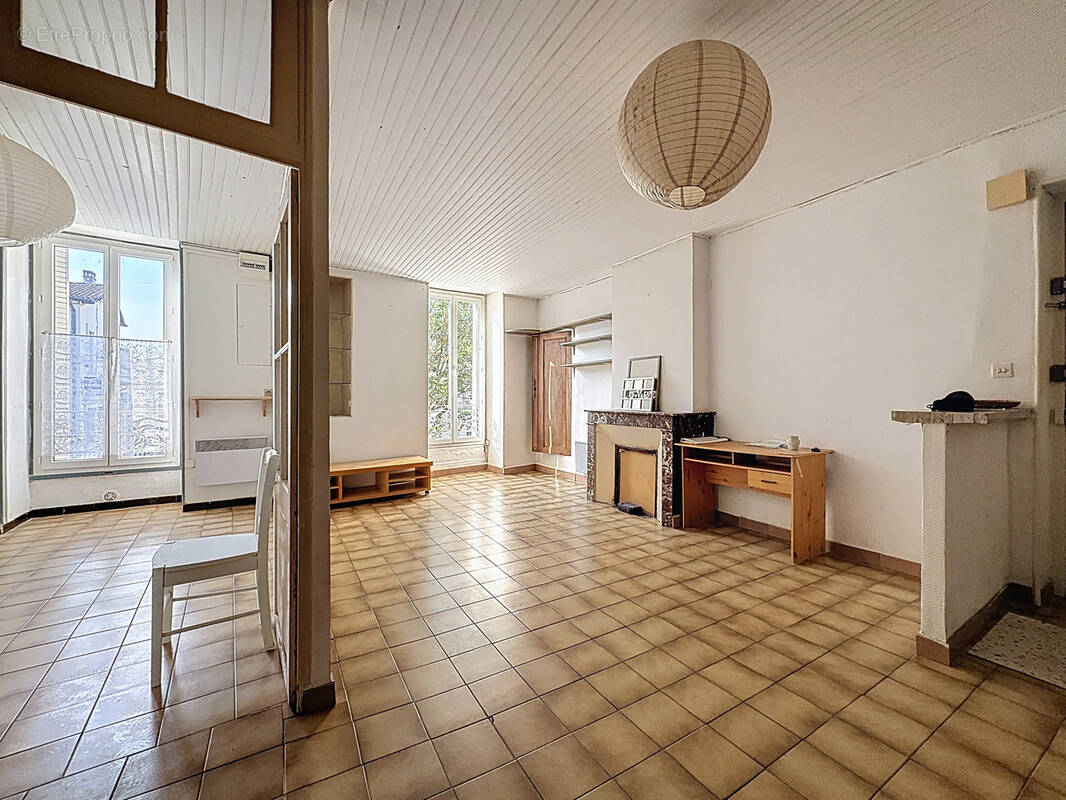 Appartement à NIMES