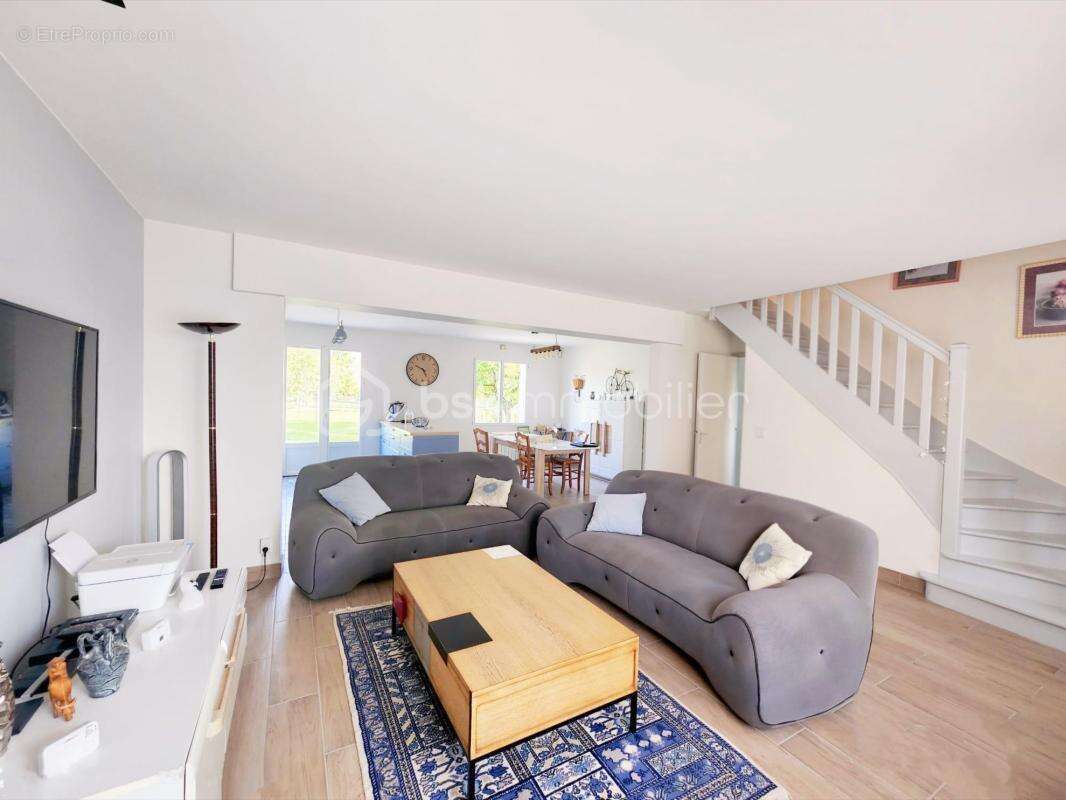 Maison à SULLY-SUR-LOIRE