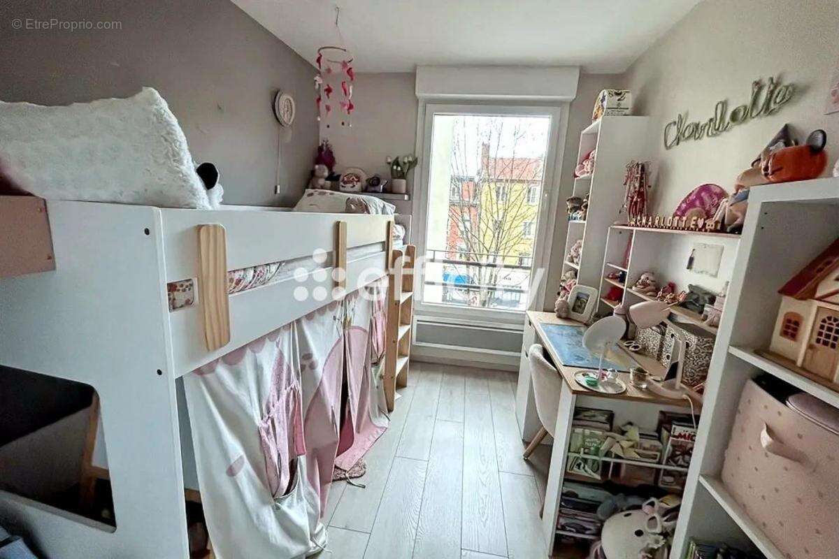 Appartement à VILLEURBANNE