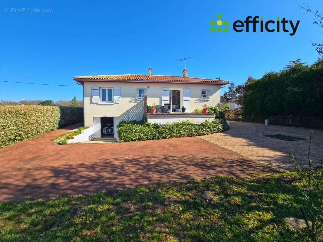 Maison 90 m² à Saint-Yrieix-Sur-Charente  - photo 13