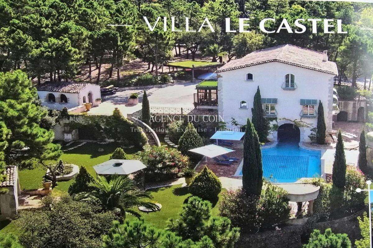 Maison à LE MUY