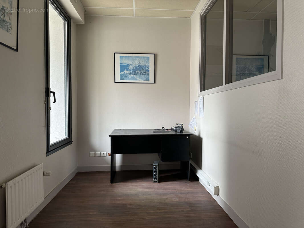 Commerce à SAINT-GEORGES-DE-DIDONNE