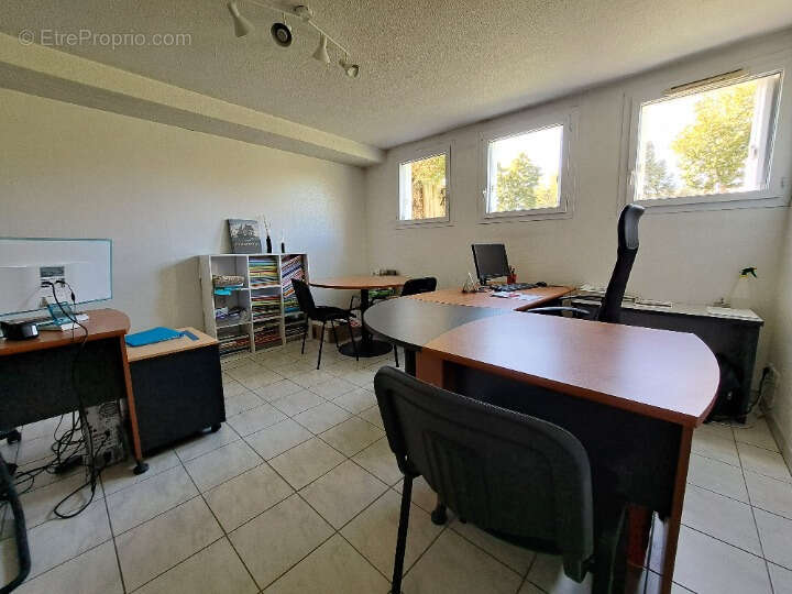 Commerce 167 m² à Blagnac  - photo 43