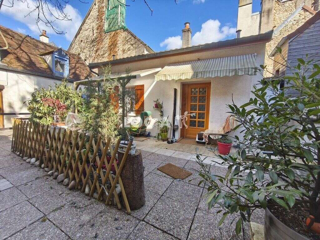 Photo 1 - Maison à DIJON