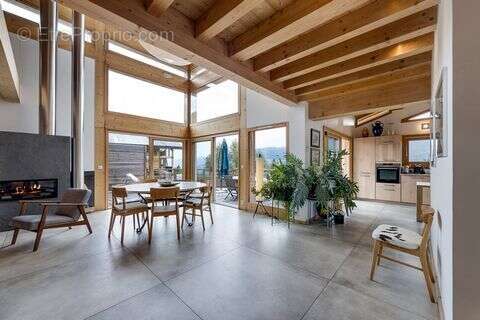 Maison à LES ABRETS