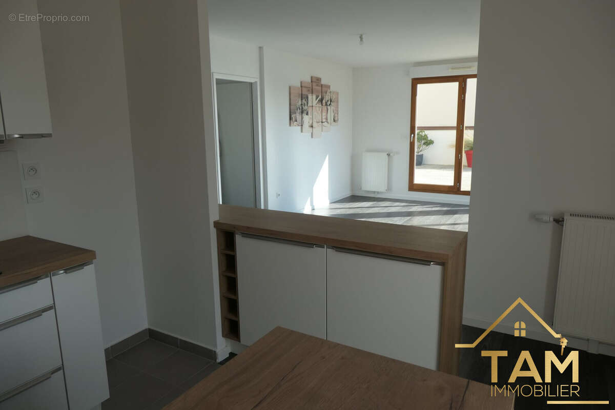 Appartement à SAINT-CYR-L'ECOLE