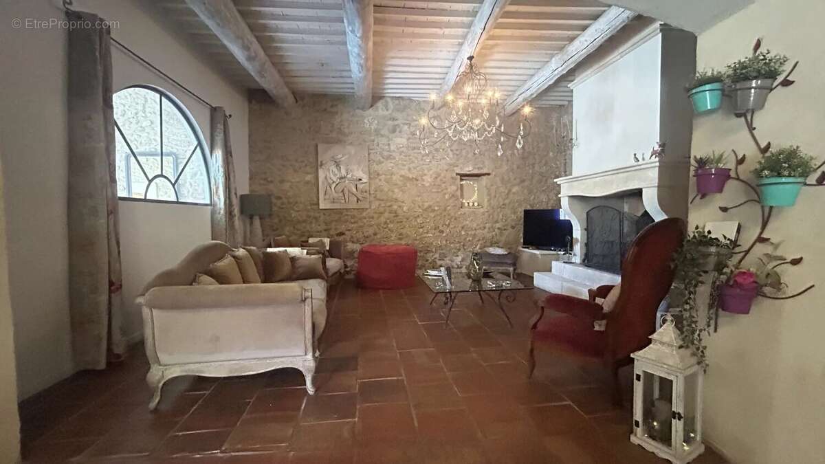 Cazan - Mas de 281 m² sur 3256 m² - photo 10