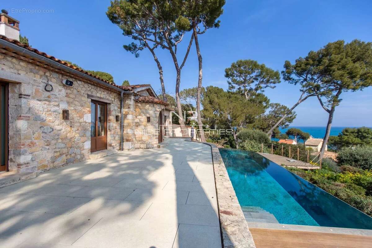 Maison à ANTIBES