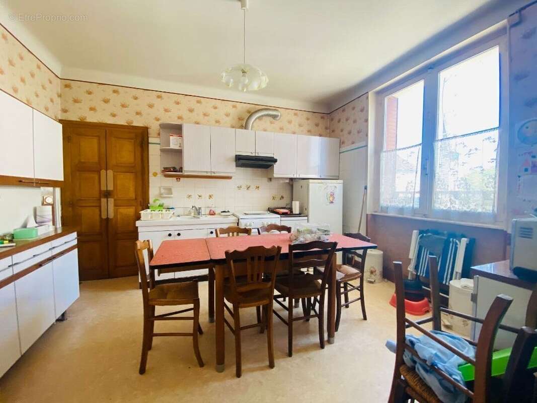 Maison à MONTLUCON