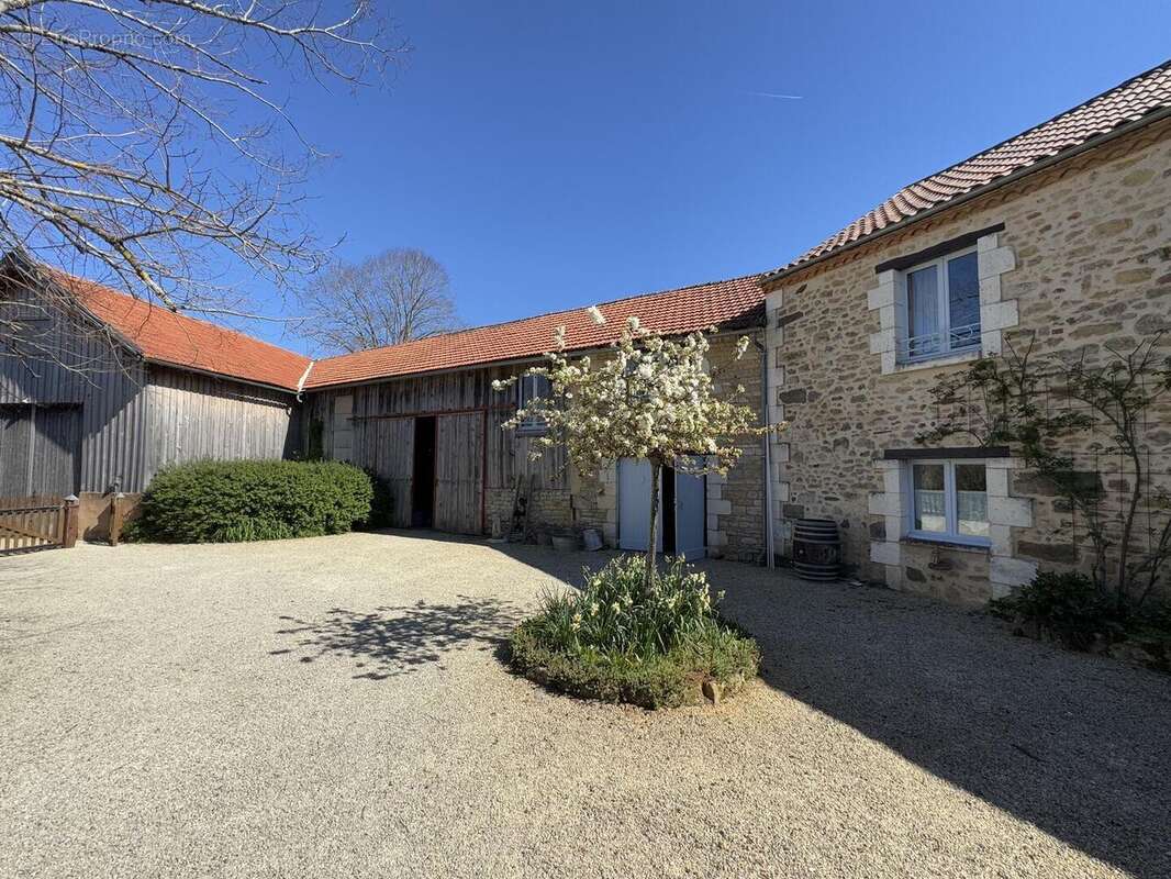 IMG1896 - Maison à CARVES