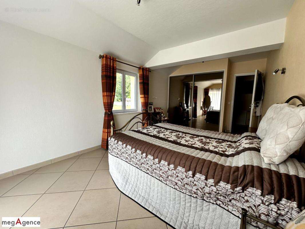Maison à SELLES-SUR-CHER
