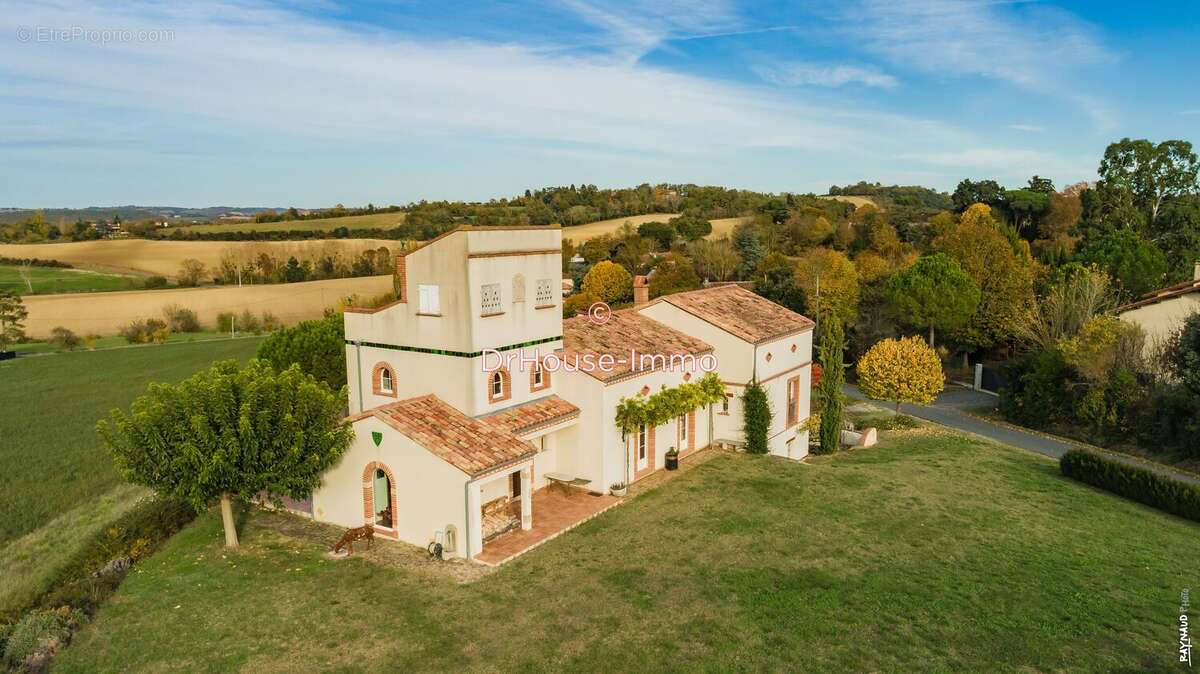 Maison 278 m² à Massac-Seran  - photo 2