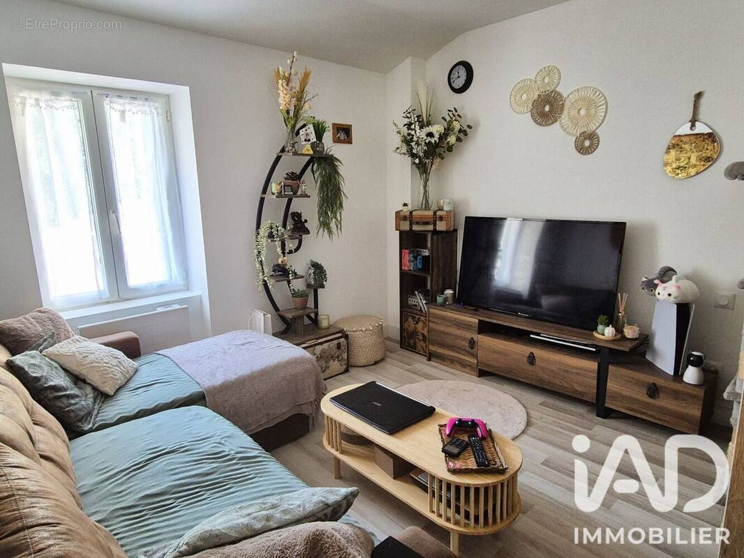 Photo 1 - Appartement à AUSSILLON