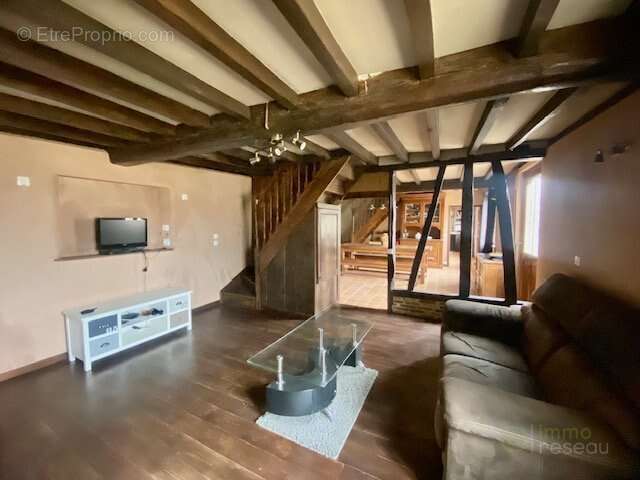 Maison à SAINT-GERMER-DE-FLY
