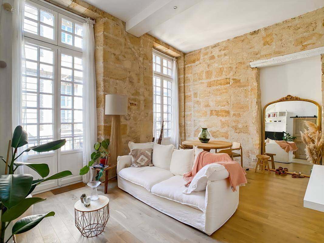 Appartement à BORDEAUX