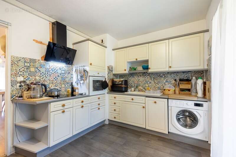 Appartement à MARSEILLE-11E