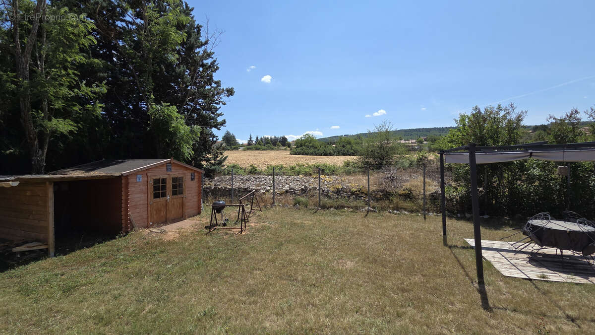 Maison familiale de 140 m2 sur grand terrain clos   Saint-Christol - photo 12