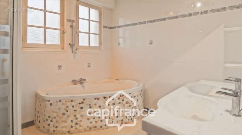 Maison à vendre 4 pièces SIORAC EN PERIGORD, sous-sol de 100m² exploitable  jardin 1933m² - photo 18