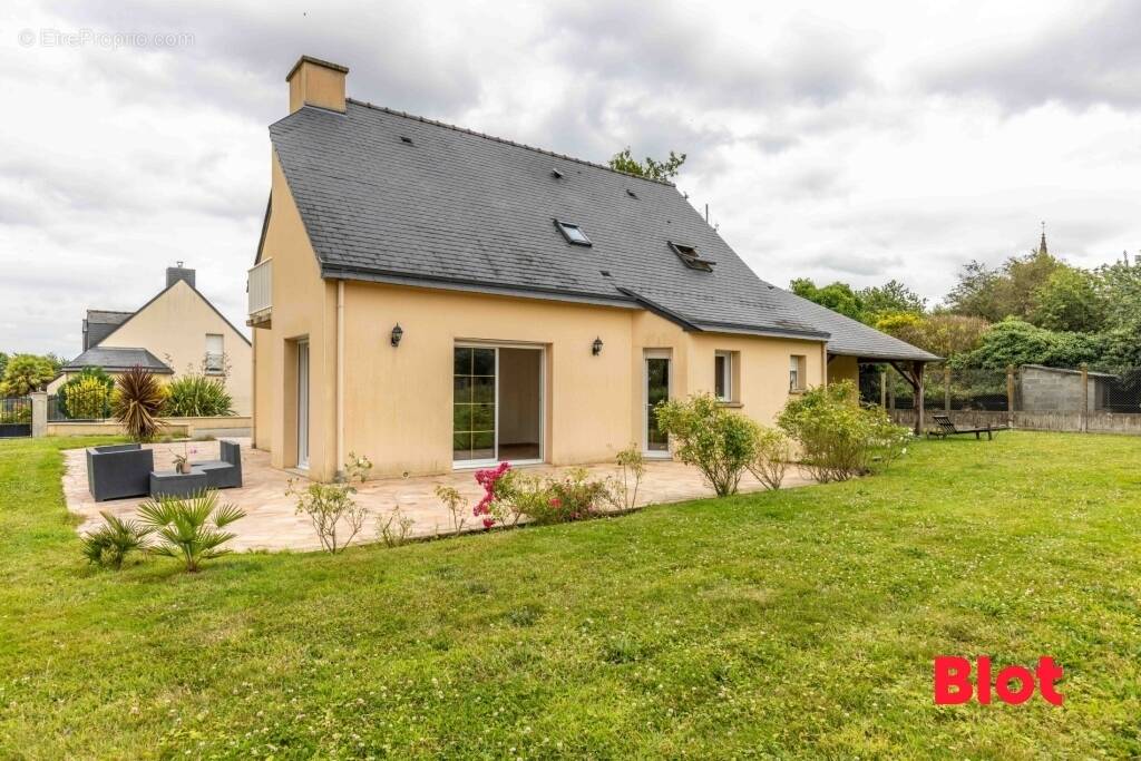 Maison à SAINT-PERN