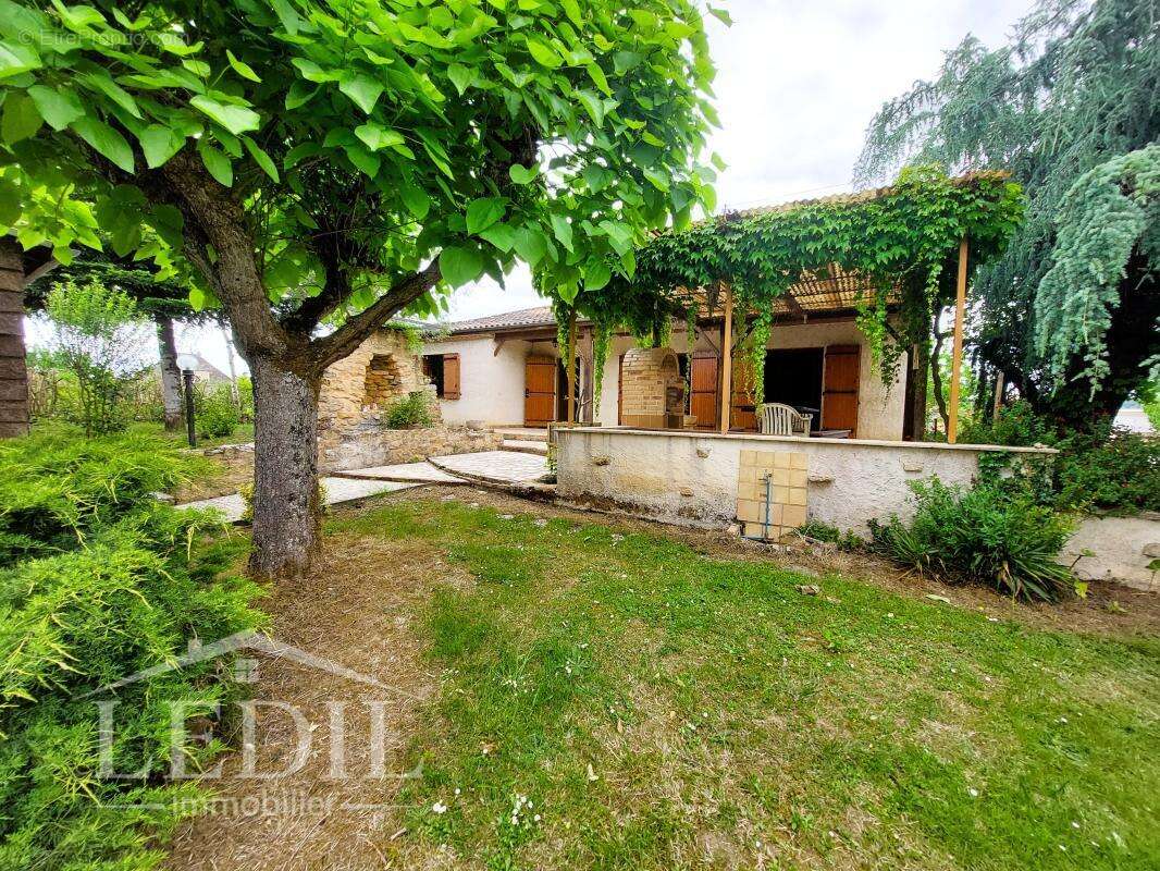 Maison à MONTAYRAL
