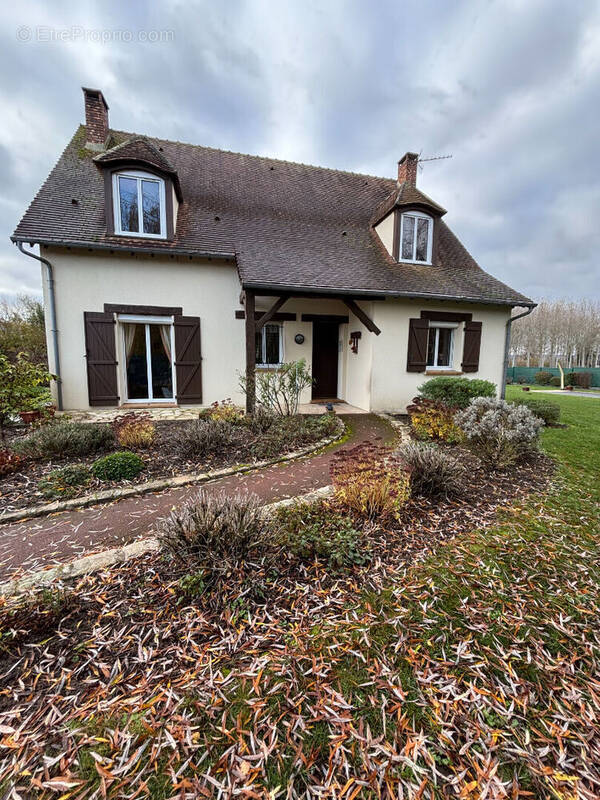 Maison à SAINT-MARTIN-LONGUEAU