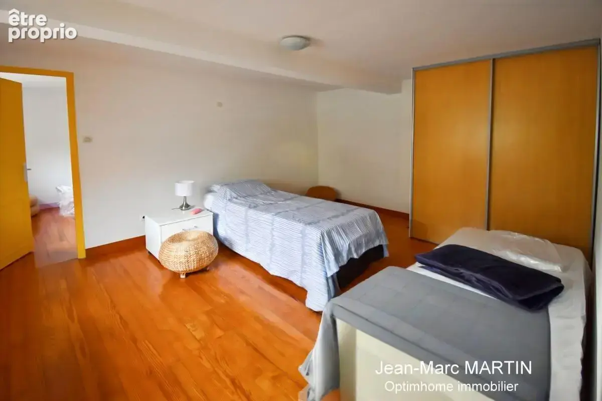 Maison familiale de 115 m² à Carnin : luminosité, 3 chambres et potentiel de valorisation - photo 25