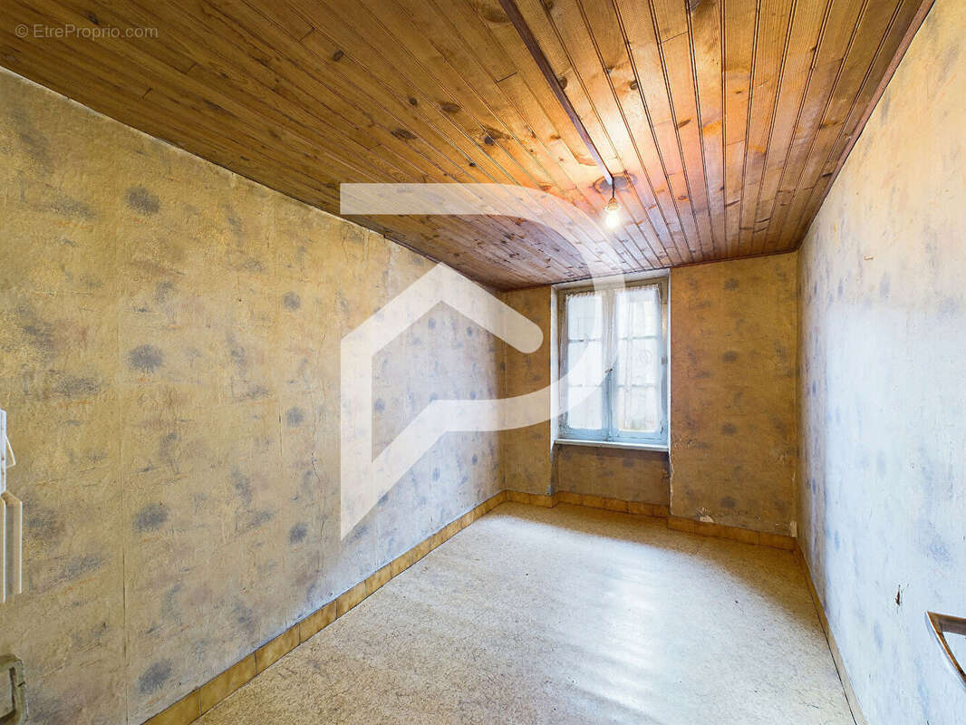 Maison à TOURNON-SUR-RHONE