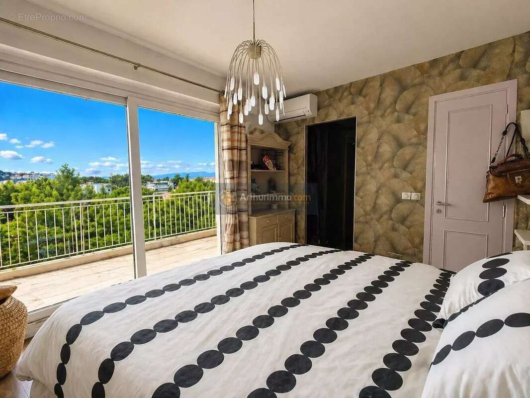 Appartement à SAINT-RAPHAEL