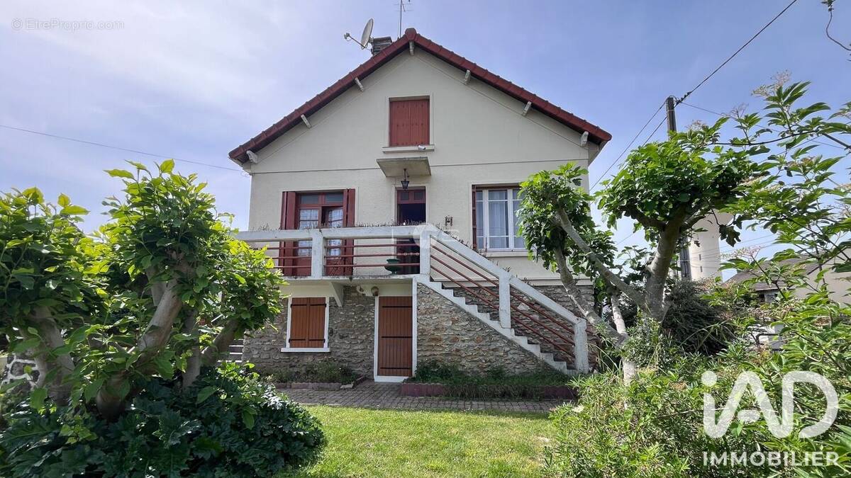 Photo 1 - Maison à ROISSY-EN-BRIE