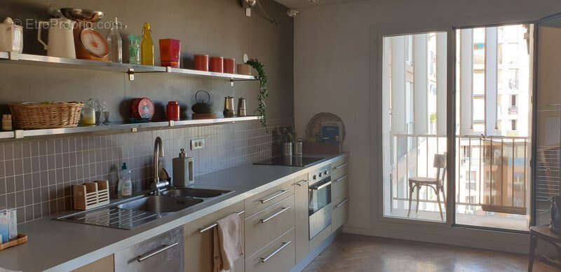 Appartement à MARSEILLE-2E