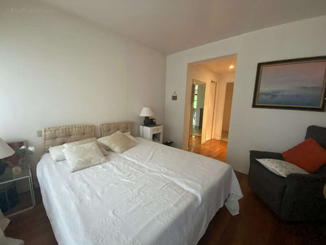 Maison 195 m² à Pau  - photo 9