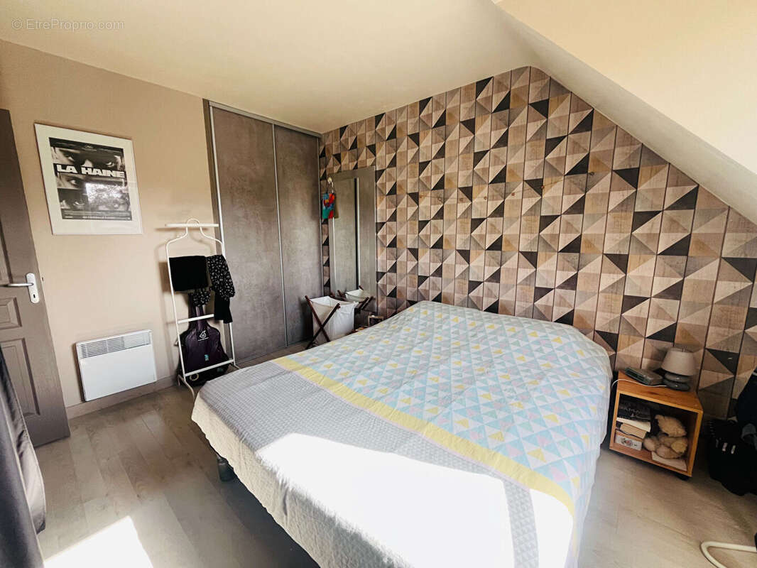 Maison à MINIAC-MORVAN