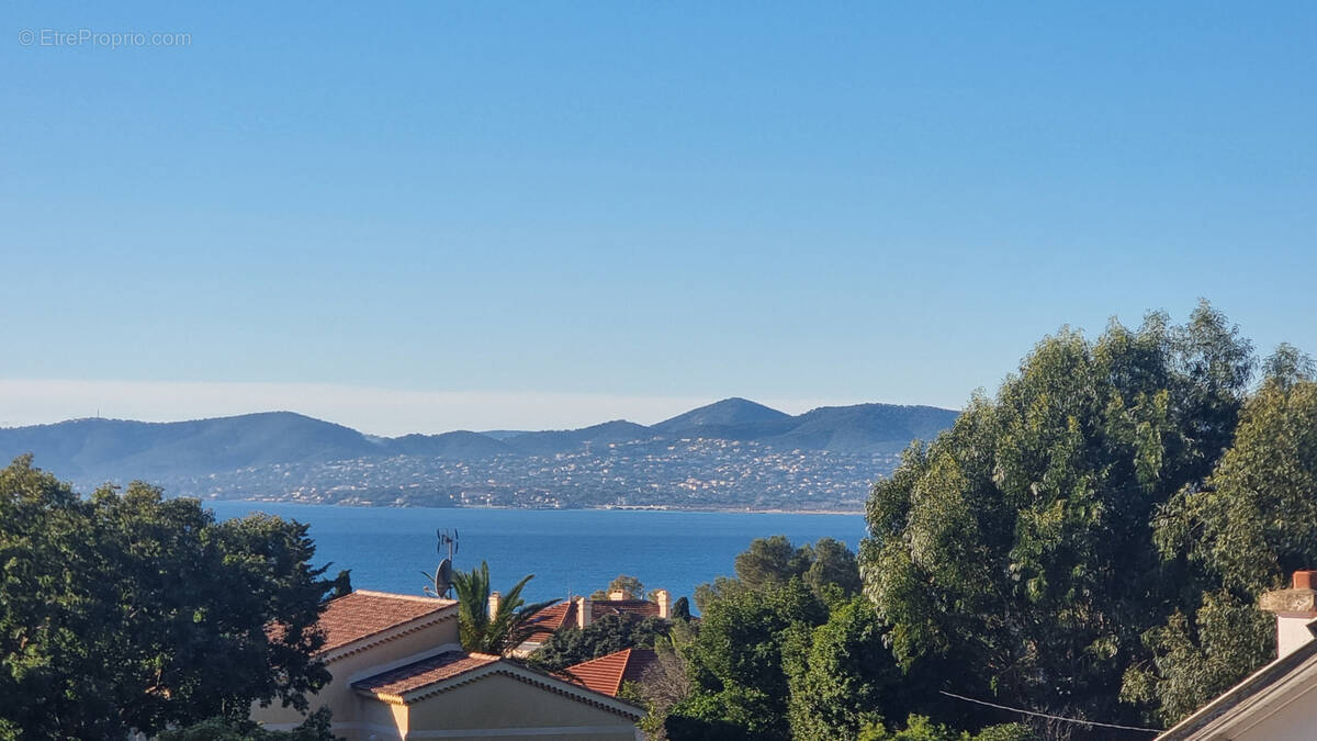 Appartement à SAINT-RAPHAEL