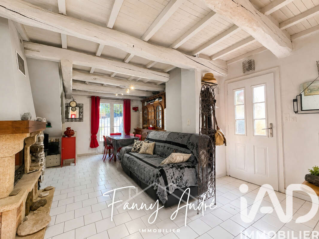Photo 4 - Maison à LE CASTELLET