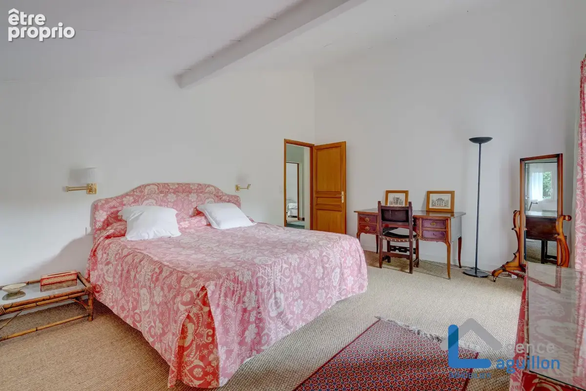 Belle maison basque sur parcelle de 6385m2 au calme - photo 12