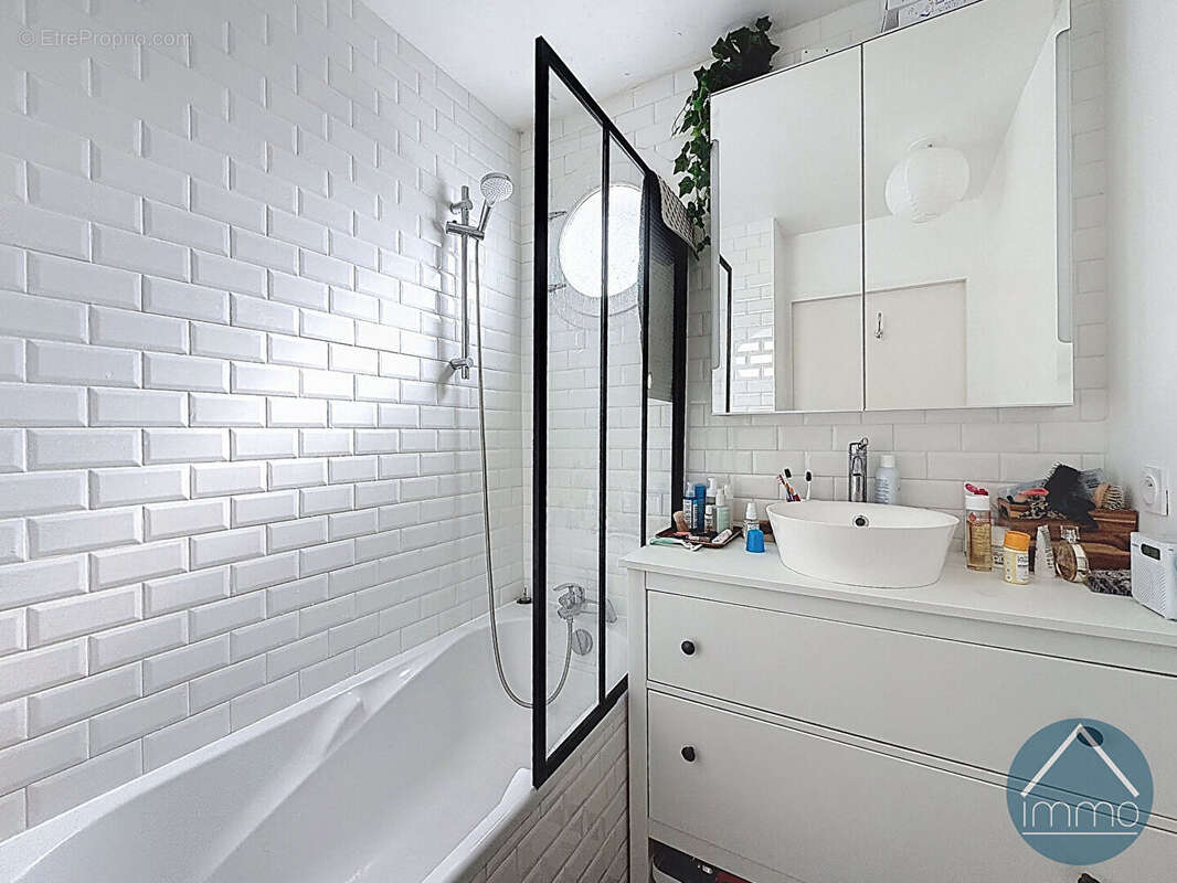 Appartement à ASNIERES-SUR-SEINE