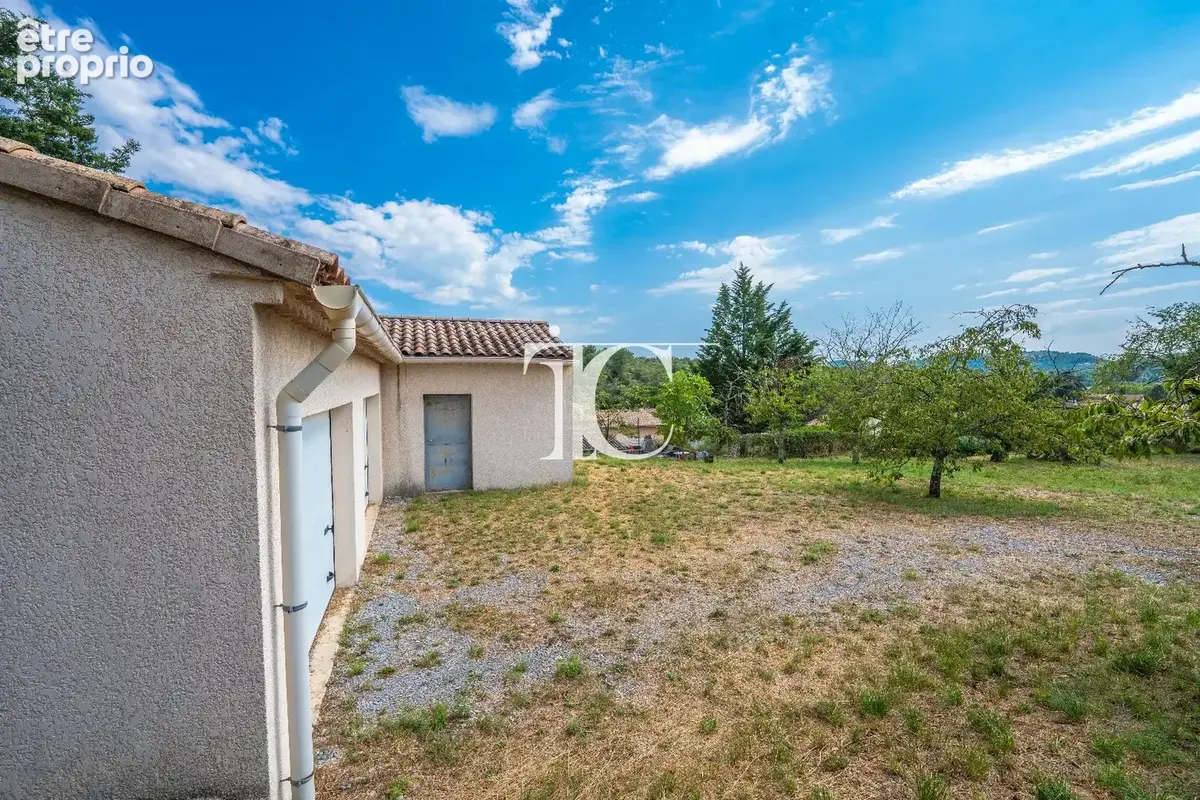 Terrain 1290m² en zone ub avec garrage de 62m² et forage - photo 3